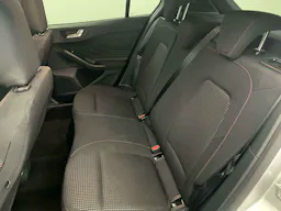 Ford Focus  1.5 EcoBlue 115 Powershift ST-Line X occasion - Photo 10