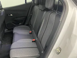 Peugeot 2008 NOUVEAU  Hybrid 145 e-DCS6 Allure occasion - Photo 10