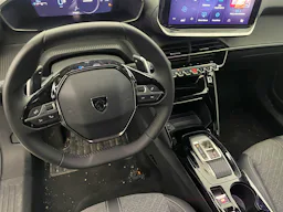 Peugeot 2008 NOUVEAU Hybrid 145 e-DCS6 Allure occasion - Photo 14