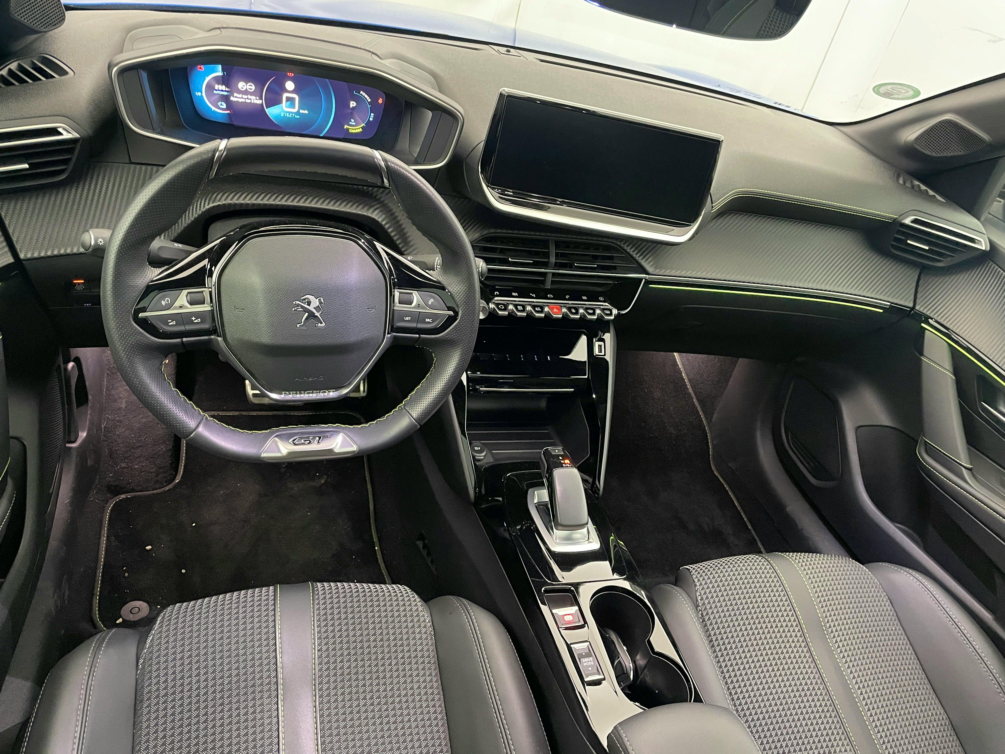 Peugeot 208  Electrique 50 kWh 136ch GT occasion - Photo 11