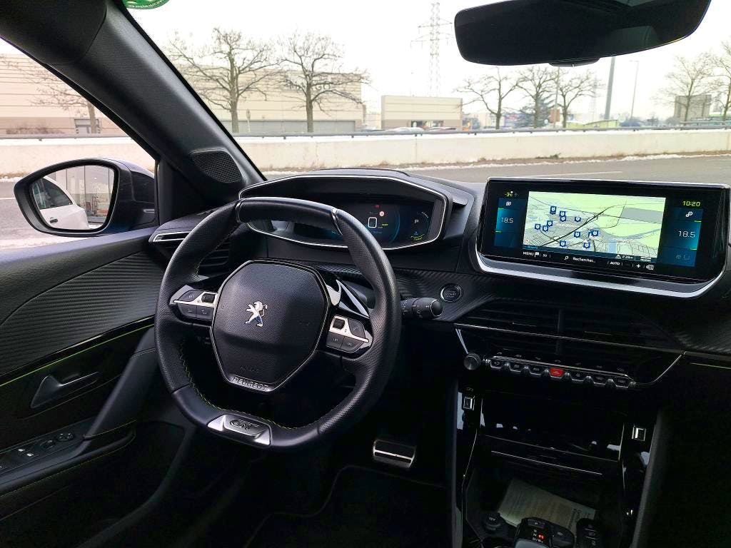 Peugeot 208  Electrique 50 kWh 136ch GT occasion - Photo 7