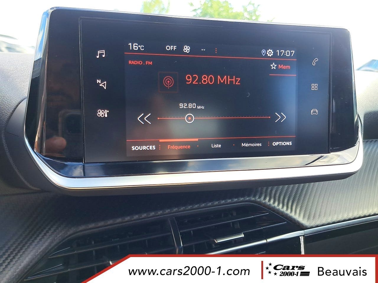 Peugeot 2008  PureTech 130 S&S EAT8 Allure occasion - Photo 26