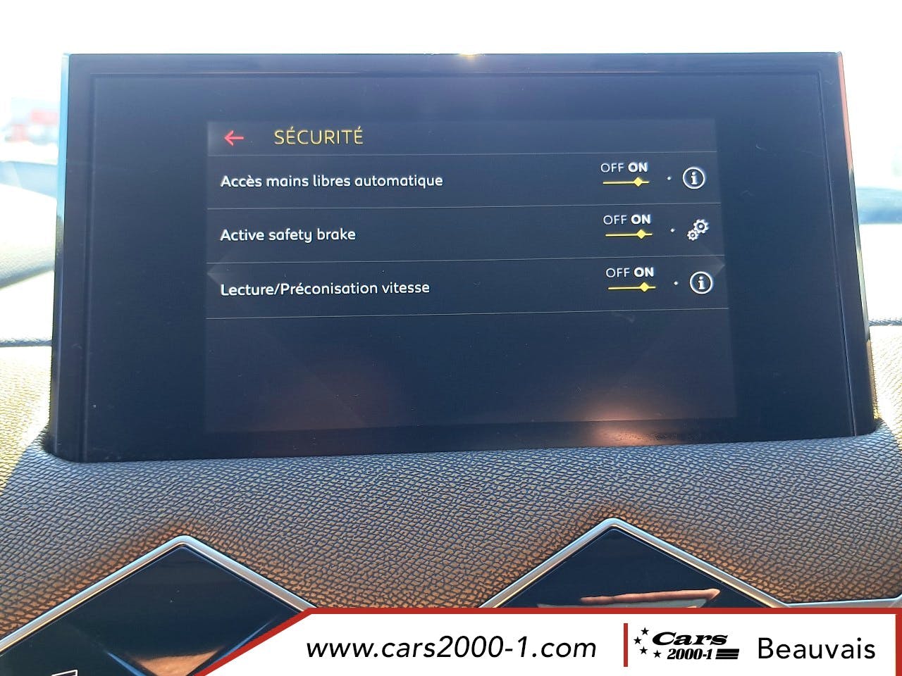 DS DS 3 CROSSBACK  BlueHDi 100 BVM6 So Chic occasion - Photo 26