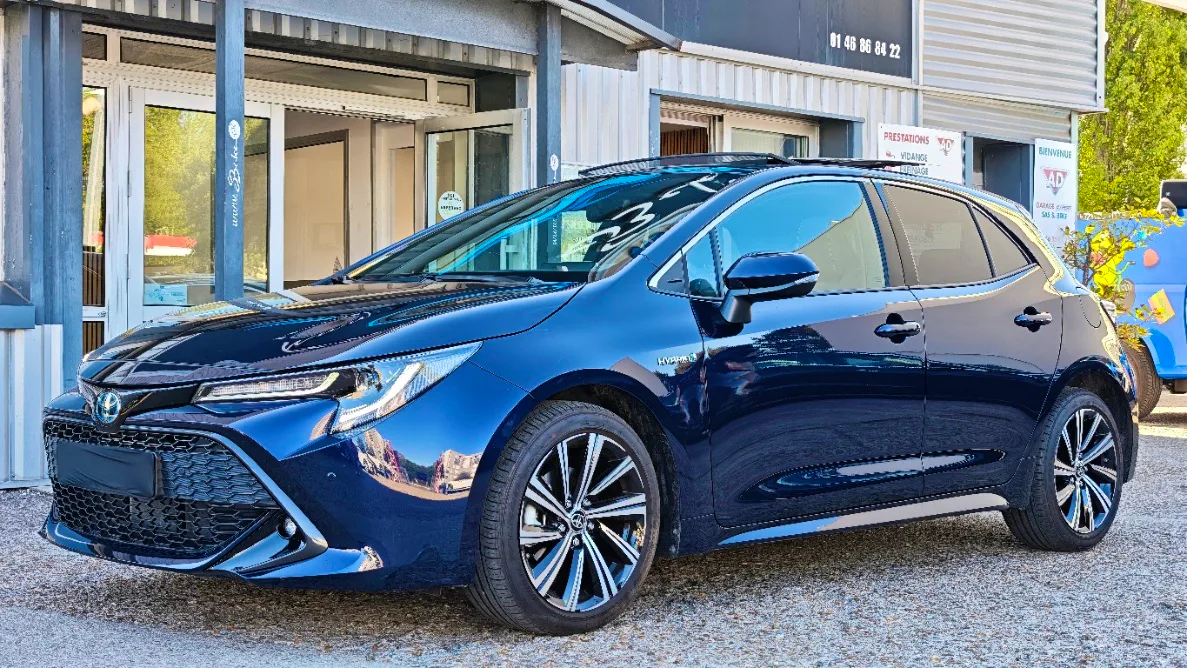 Toyota Corolla Hybride 122h Design TOIT OUVRANT 1ERE MAIN occasion
