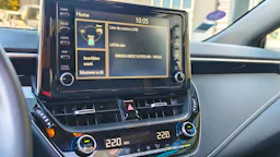 Toyota Corolla Hybride 122h Design TOIT OUVRANT 1ERE MAIN occasion - Photo 21