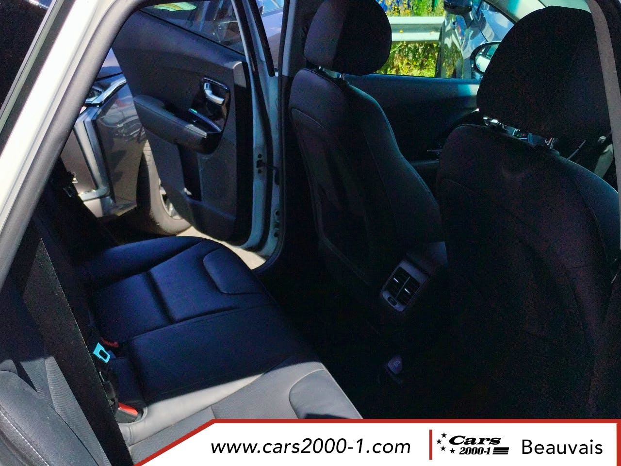 Kia Niro  1.6 GDi Hybride 141 ch DCT6 Premium occasion - Photo 9