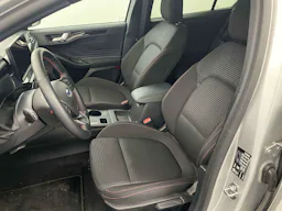 Ford Focus 1.5 EcoBlue 115 Powershift ST-Line X occasion - Photo 9