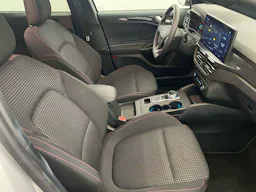 Ford Focus  1.5 EcoBlue 115 Powershift ST-Line X occasion - Photo 13