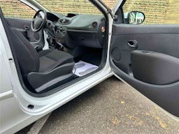 Renault Clio  CLIO 1.2 16V occasion - Photo 11