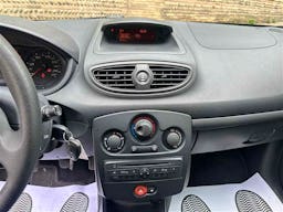 Renault Clio  CLIO 1.2 16V occasion - Photo 9