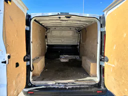 Renault Trafic L2H1 1300 2.0 DCI 120CH CONFORT S&S E6 / tva recuperable occasion - Photo 15