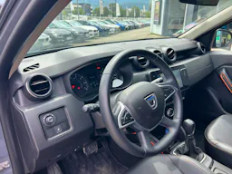 Dacia Duster 1.3 TCE 150CH FAP EXTREME 4X2 EDC occasion - Photo 9