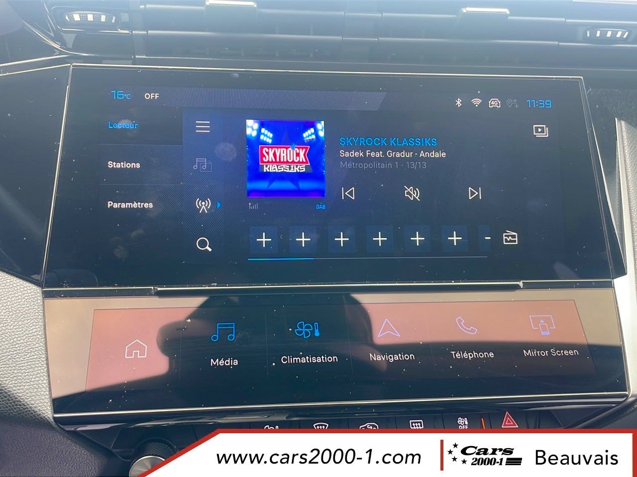 Peugeot 408  PHEV 180 e-EAT8 Allure occasion - Photo 11