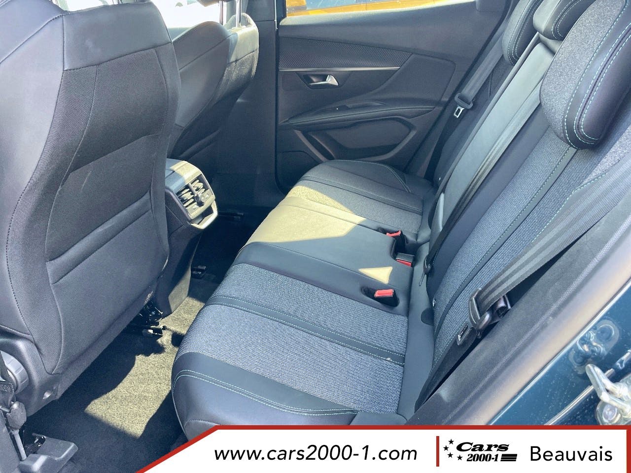 Peugeot 3008  Hybrid 136 e-DCS6 Allure Pack occasion - Photo 20