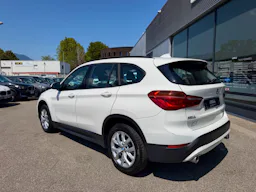 BMW X1 (F48) XDRIVE18DA 150CH LOUNGE / TVA RECUPERABLE / SUIVI BMW COMPLET occasion - Photo 3