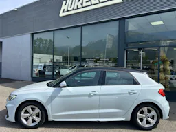 Audi A1 Sportback  30 TFSI 110CH S LINE / 4 roues completes en plus occasion - Photo 2