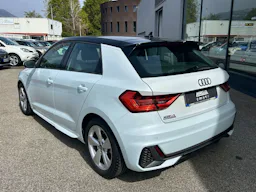 Audi A1 Sportback 30 TFSI 110CH S LINE / 4 roues completes en plus occasion - Photo 3