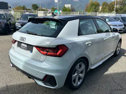 Audi A1 Sportback 30 TFSI 110CH S LINE / 4 roues completes en plus occasion - Photo 5