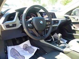 BMW Série 1 SERIE 1 BUSINESS DESIGN 116 D occasion - Photo 10