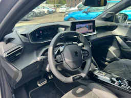 Peugeot 208 1.2 HYBRID 100CH GT E-DCS6 occasion - Photo 9