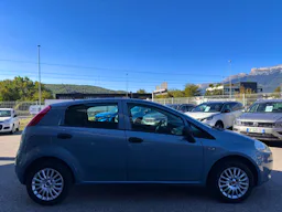 Fiat Grande Punto 1.2 8V 65CH CULT 5P occasion - Photo 6