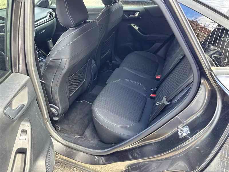 Ford Puma  1.0 ECOBOOST MHEV 125CV TITANIUM occasion - Photo 4