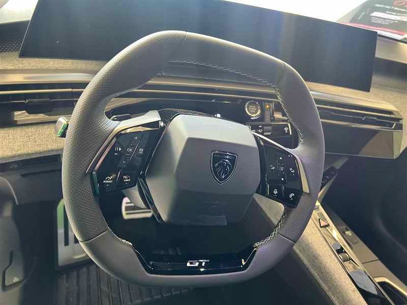 Peugeot 3008  1.2L HYBRID 136CV E-DCS6 GT occasion - Photo 11