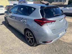 Toyota Auris  HSD 136CV RC18 COLLECTION occasion - Photo 2