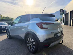 Renault Captur  1.6 E-TECH HYBRIDE 145CH EVOLUTION / ATTELAGE / TVA RECUPERABLE occasion - Photo 3
