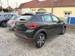 Dacia Sandero Stepway TCE 90CV EXPRESSION occasion - Photo 1