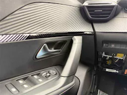 Peugeot 2008 1.2L E-DCS6 145CV ALLURE occasion - Photo 9