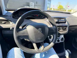 Peugeot 208  1.0L 68CV LIKE occasion - Photo 11