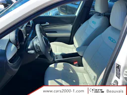 Fiat 600  T-Gen 3 1.2 Hybrid 110ch eDCT6 La Prima occasion - Photo 8