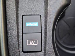 Toyota Corolla Hybride  184h Collection occasion - Photo 12