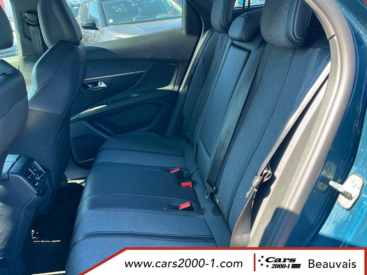 Peugeot 3008  Hybrid 136 e-DCS6 Allure Pack occasion - Photo 9