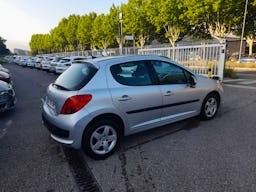 Peugeot 207  1.4 VTi 16v Trendy 5p occasion - Photo 3