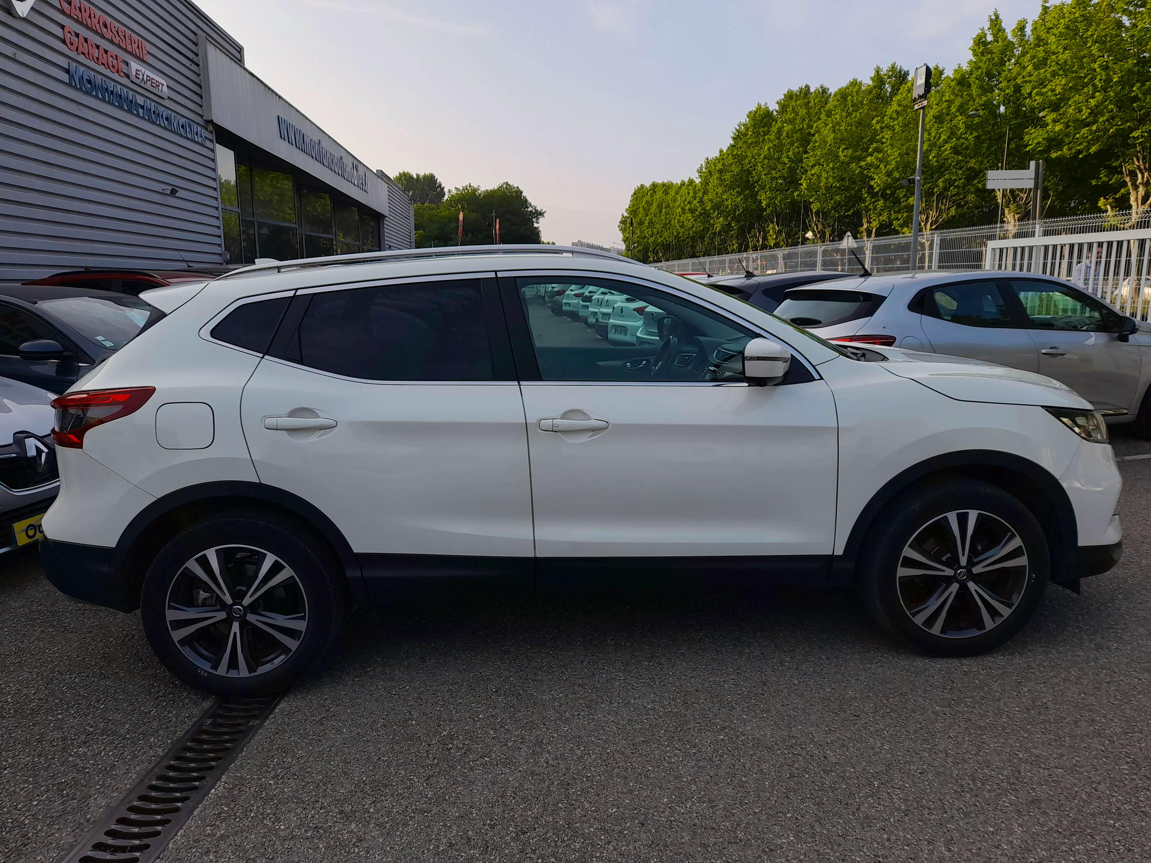 Nissan Qashqai  II (J11) 1.2 DIG-T 115ch N-Connecta occasion - Photo 2