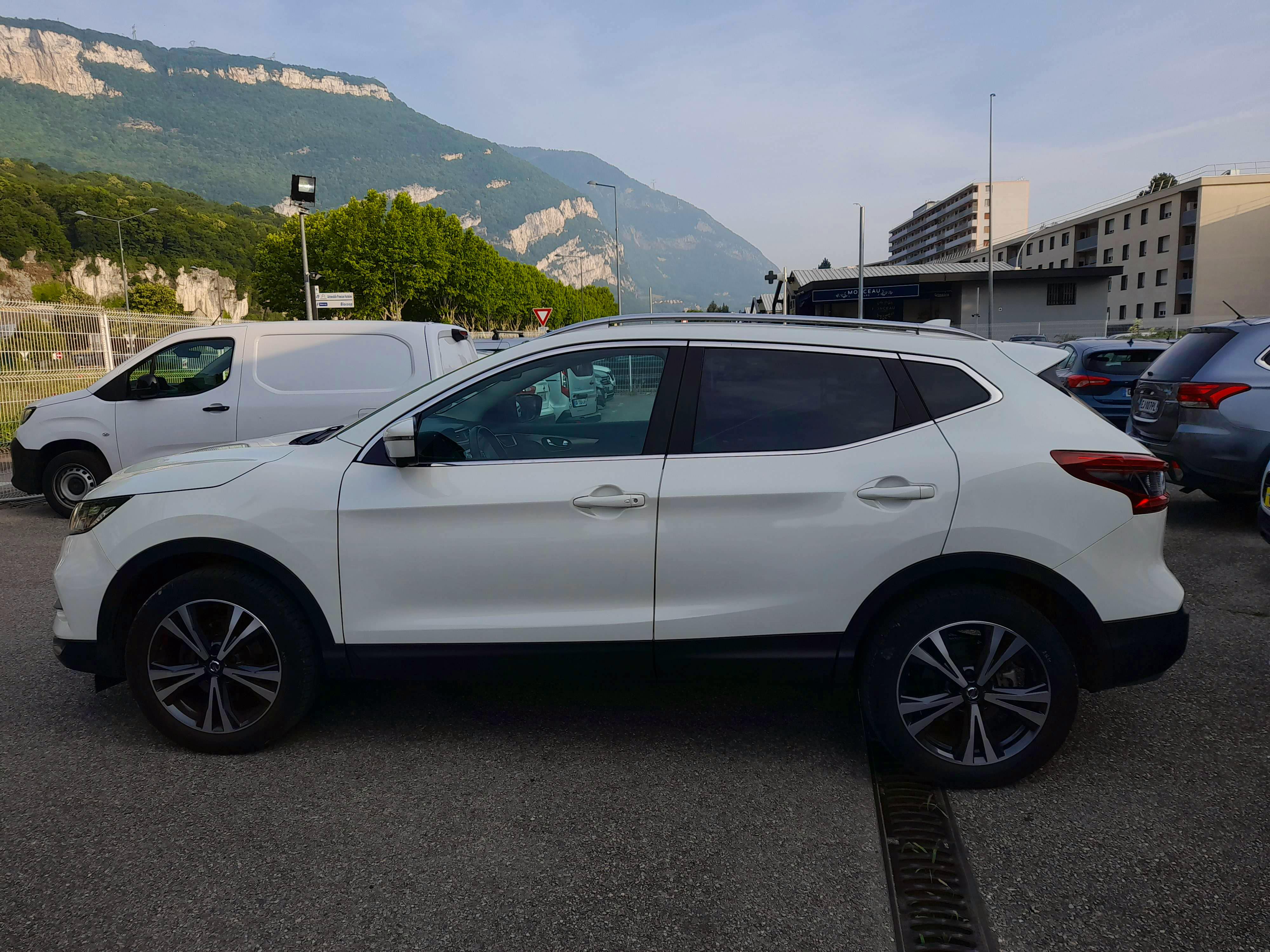 Nissan Qashqai  II (J11) 1.2 DIG-T 115ch N-Connecta occasion - Photo 5
