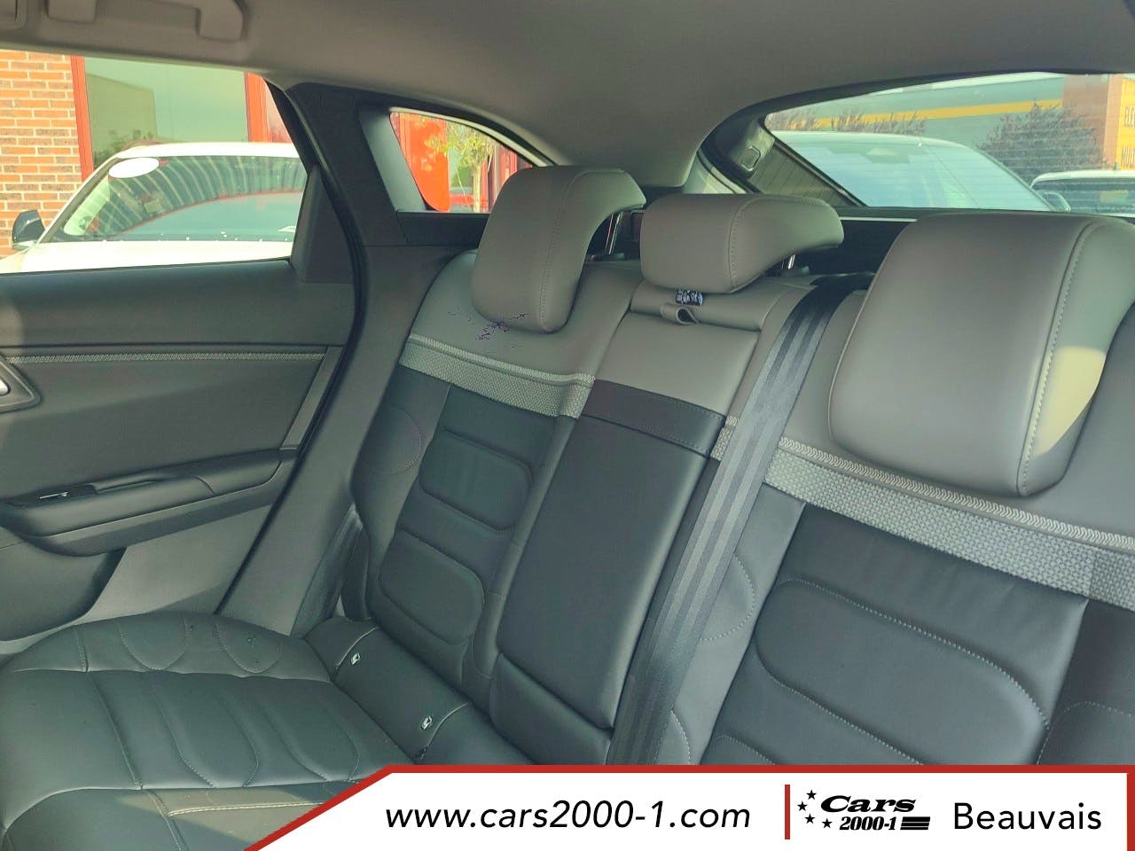Citroën C5 X  Hybride Rechargeable 180 e-EAT8 Plus occasion - Photo 9