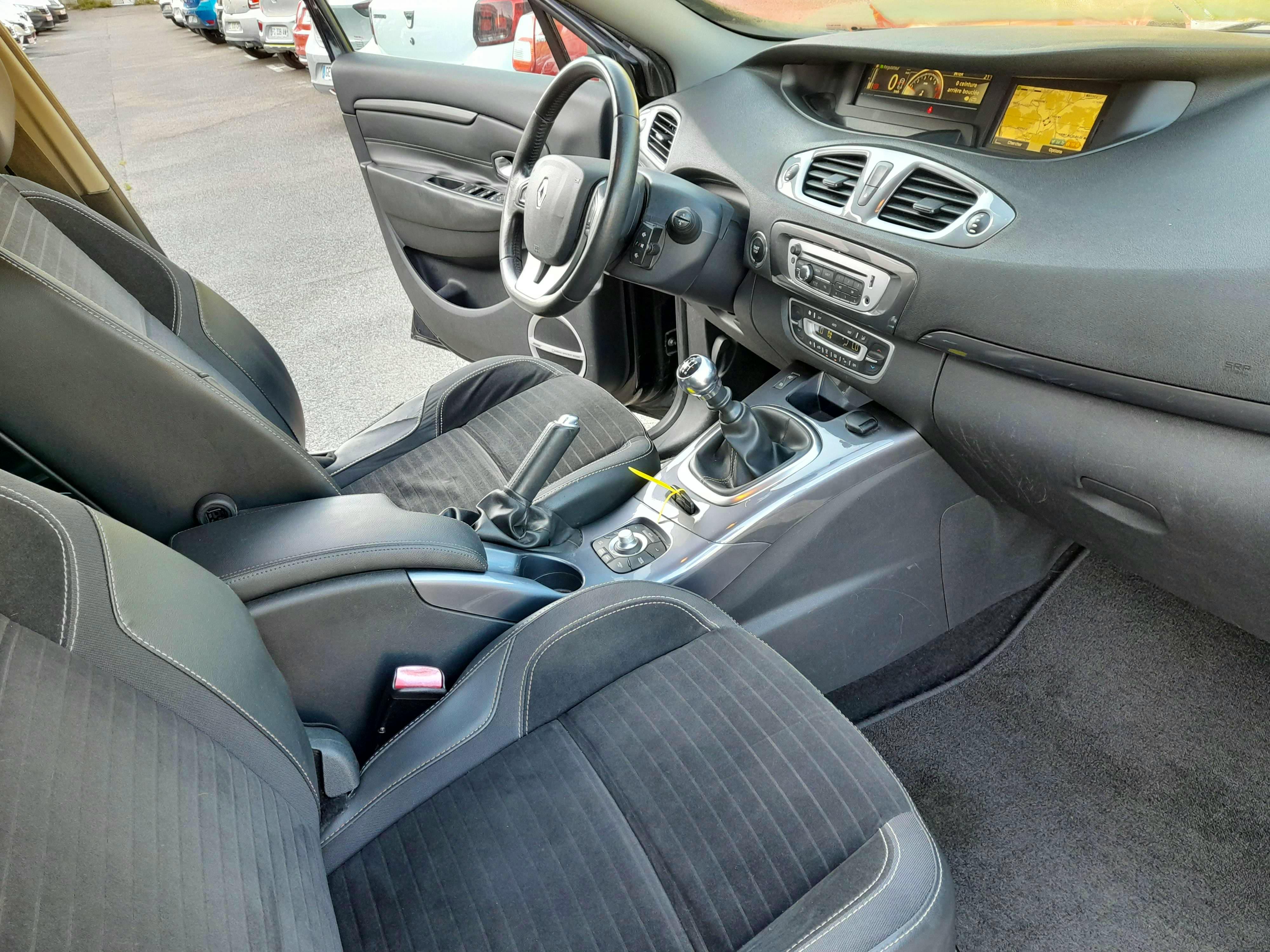 Renault Scenic  III (J95) 1.2 TCe 130ch energy Bose occasion - Photo 16