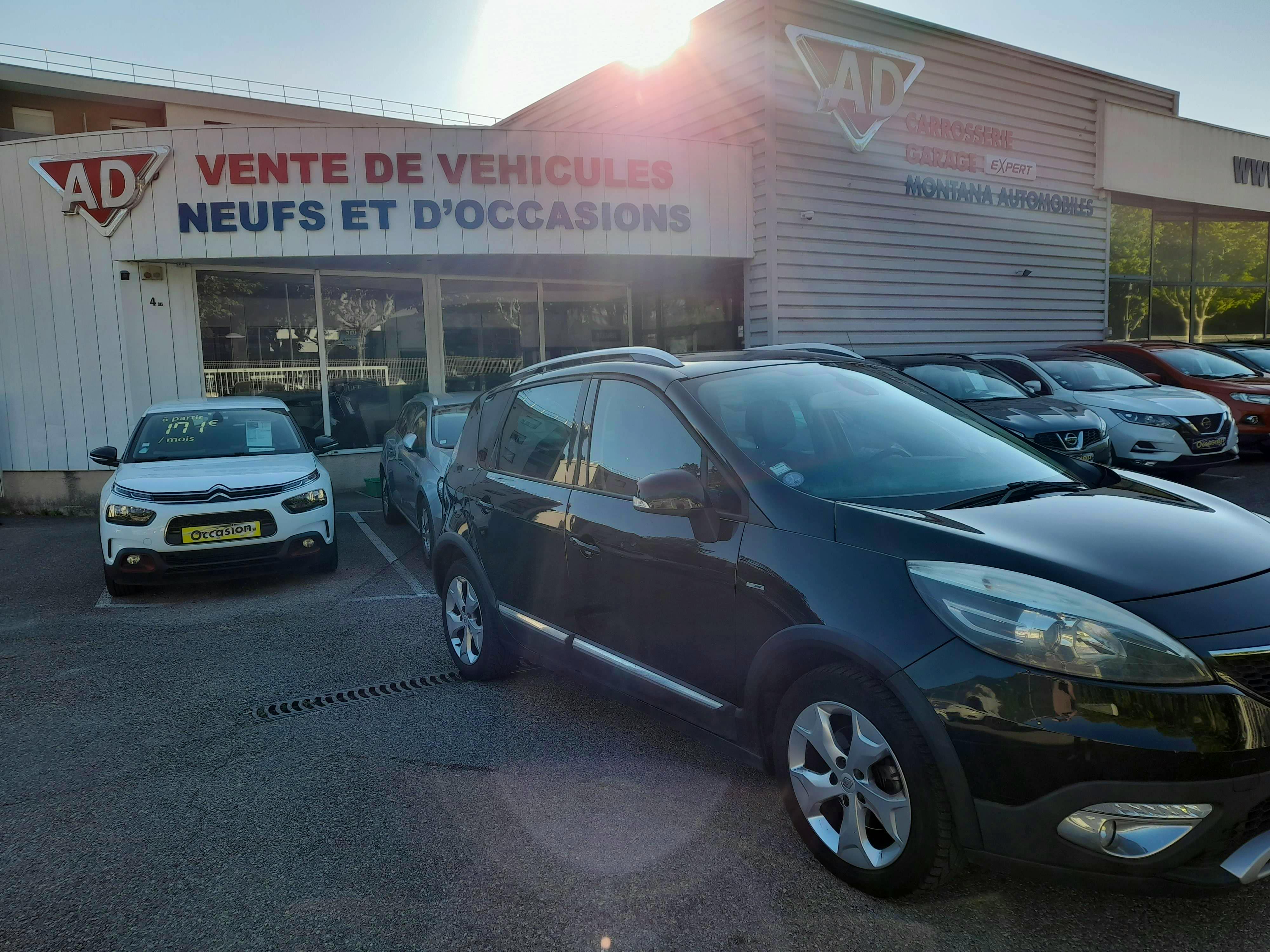 Renault Scenic  III (J95) 1.2 TCe 130ch energy Bose occasion - Photo 2