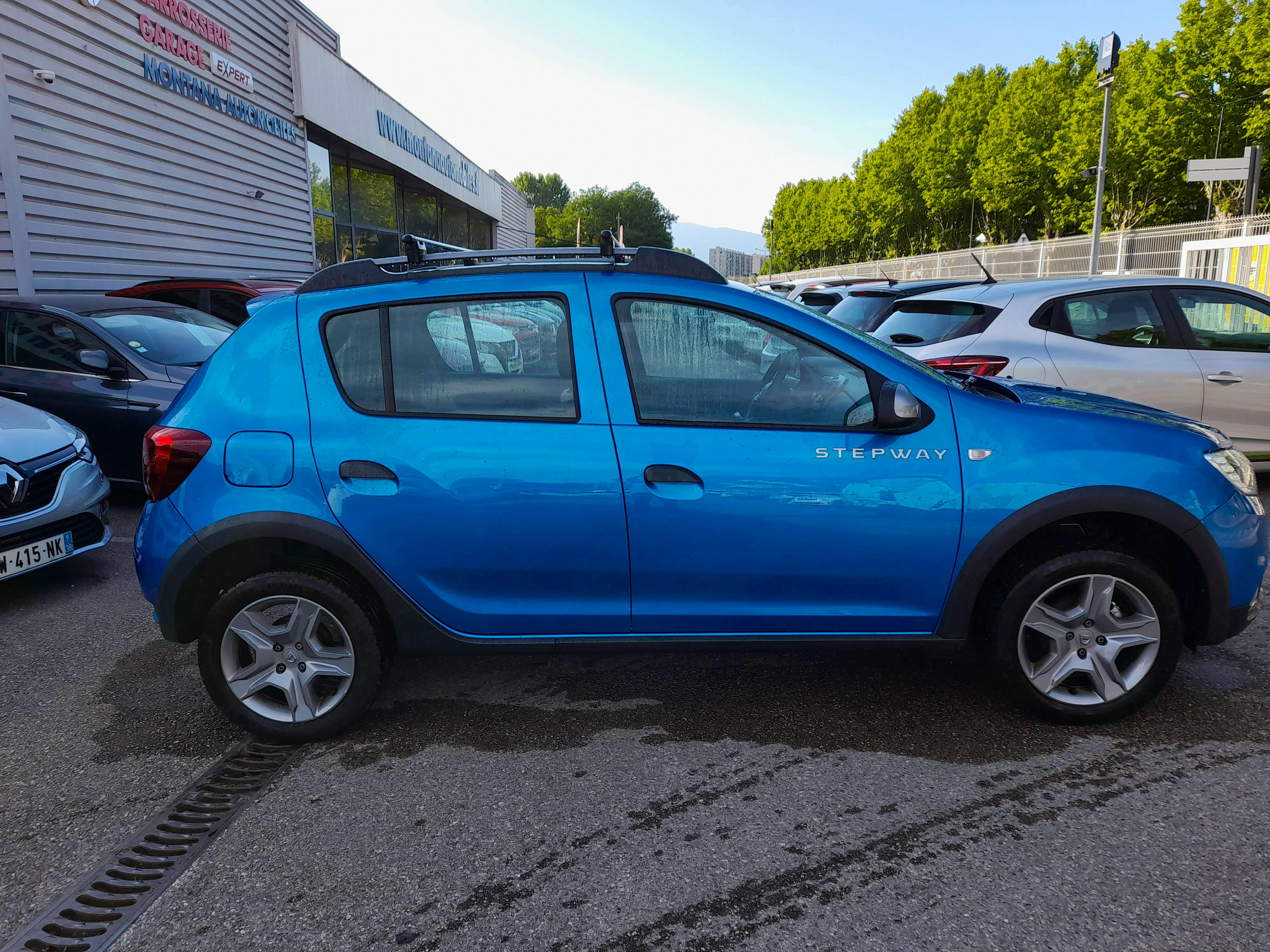 Dacia Sandero  1.0 SCe 75ch Urban Stepway occasion - Photo 2