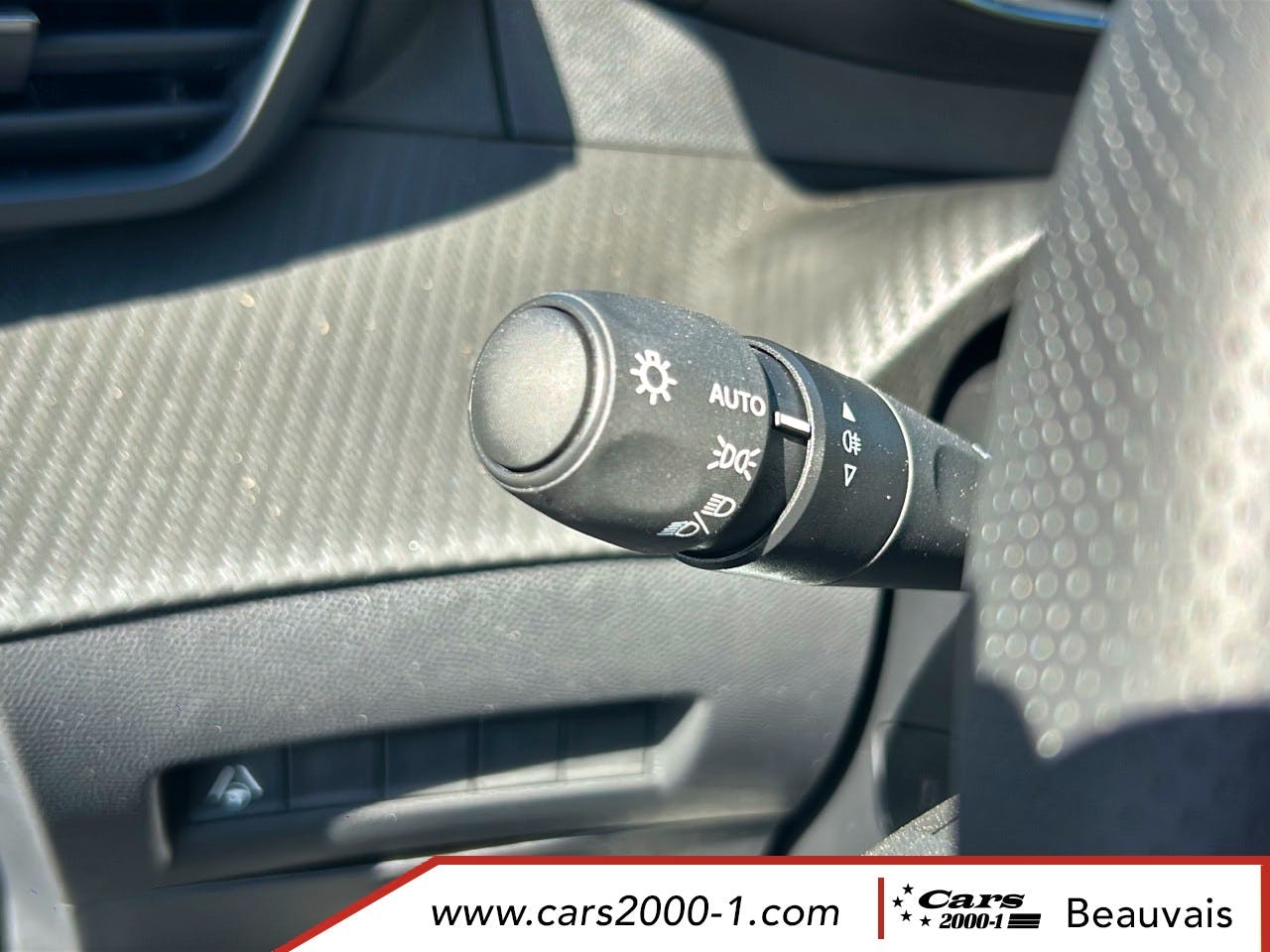 Peugeot 2008  Hybrid 145 e-DCS6 GT - 5P occasion - Photo 22