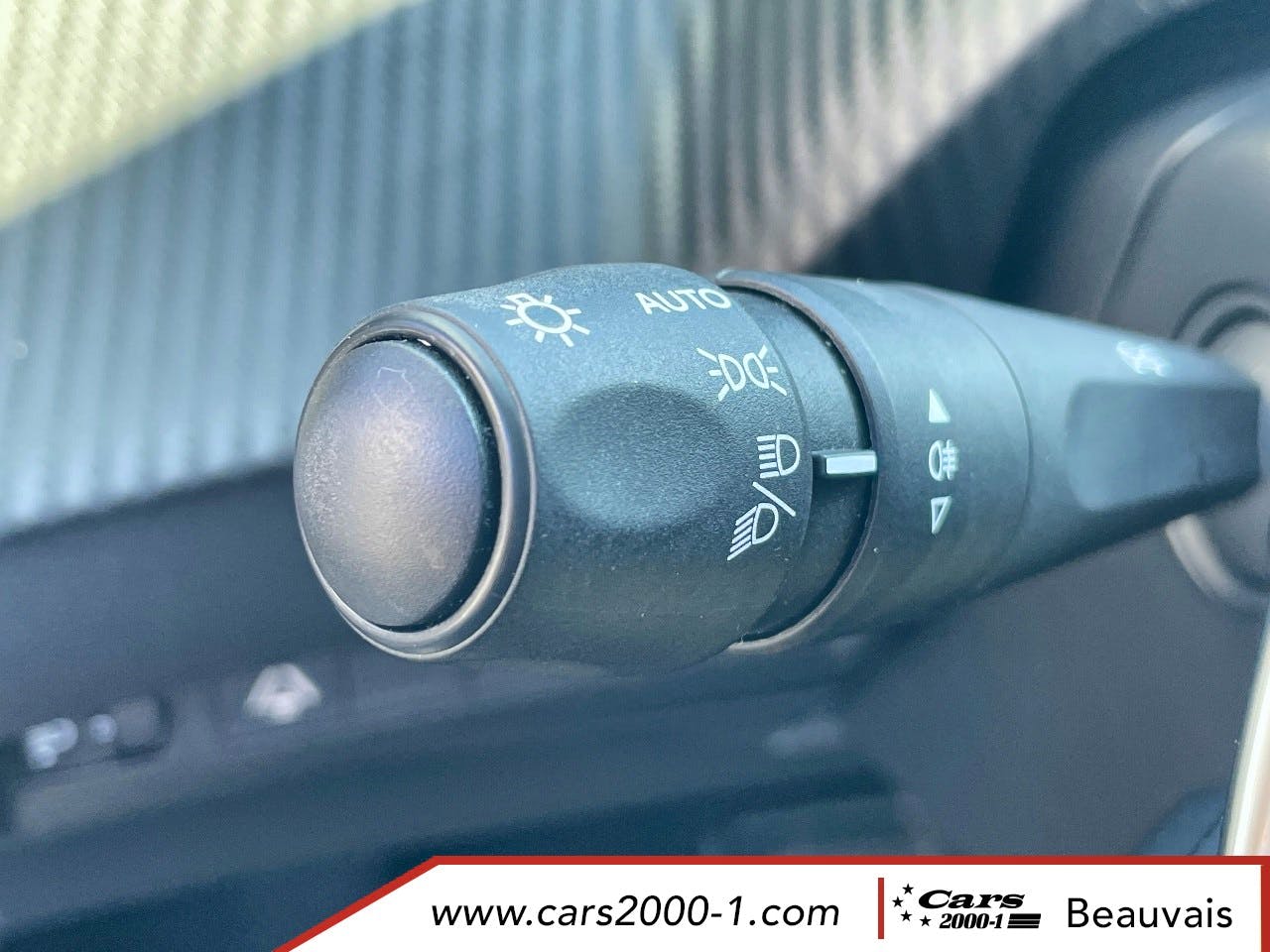 Peugeot 208  Hybrid 100 e-DCS6 Allure occasion - Photo 21