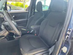 Jeep Renegade 1.5 Turbo T4 130 ch BVR7 e-Hybrid Altitude occasion - Photo 17