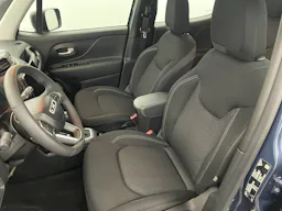 Jeep Renegade  1.5 Turbo T4 130 ch BVR7 e-Hybrid Altitude occasion - Photo 9