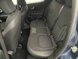 Jeep Renegade  1.5 Turbo T4 130 ch BVR7 e-Hybrid Altitude occasion - Photo 10