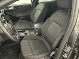 Ford Focus 1.5 EcoBlue 115 Powershift ST-Line X occasion - Photo 9