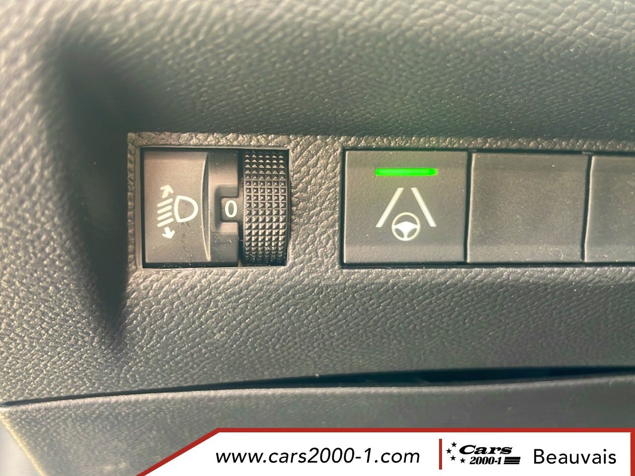 Peugeot 208  Hybrid 100 e-DCS6 Allure occasion - Photo 23