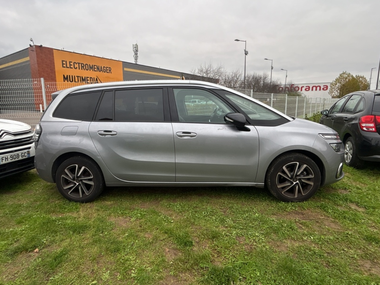 Citroën Grand C4 Spacetourer  PureTech 130 S&S BVM6 Shine occasion - Photo 4